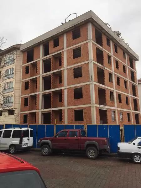 Bayhan Apartmanı