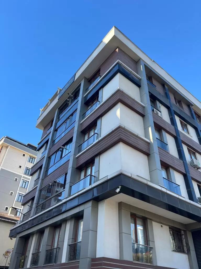 Lütfiye Turan Apartmanı